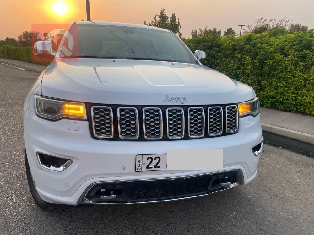 جیپ گراند شیرۆکی